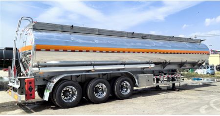 3 Axle 42000L Aluminum Semi Trailer will be shipped to Costa Rica