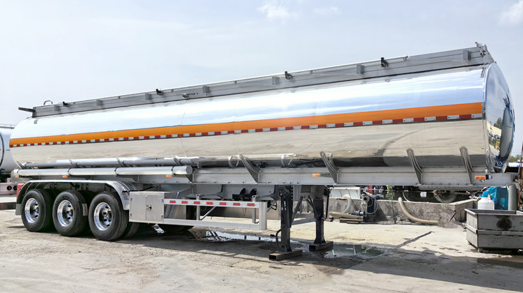 3 Axle 42000L Aluminum Semi Trailer | Aluminum Tanker for Sale in Costa Rica