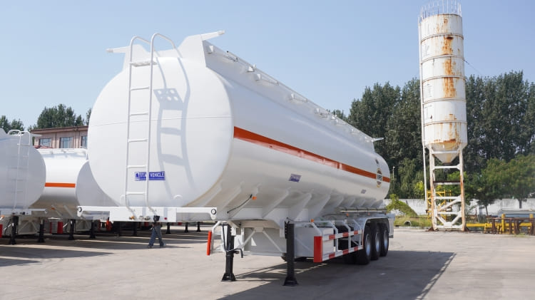 Oil Tanker Trailer for Sale | Semi Trailer Tanker in Costa Rica