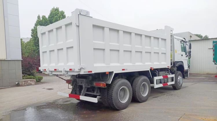 Cnhtc Howo 6x4 Dump Truck Price for Sale in Costa Rica