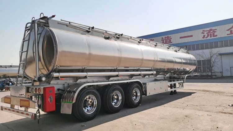 3 Axle Aluminium Fuel Tanker Trailer for Sale in Costa Rica