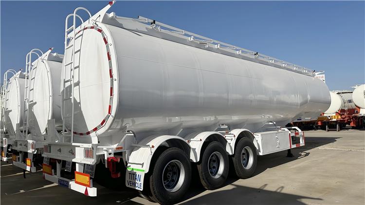50000L Crude Oil Tanker Trailer for Sale In Costa Rica