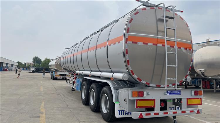55,000 Liter Stainless Steel Tanker Trailer for Sale In Costa Rica