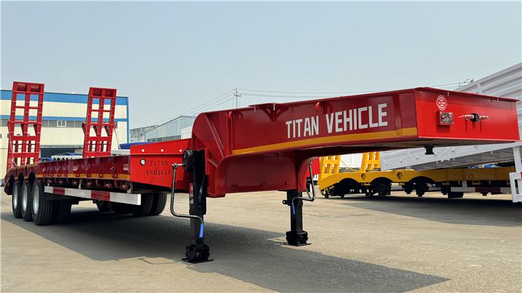 Tri Axle 60 Ton Lowbed Trailer for Sale In Costa Rica Moin