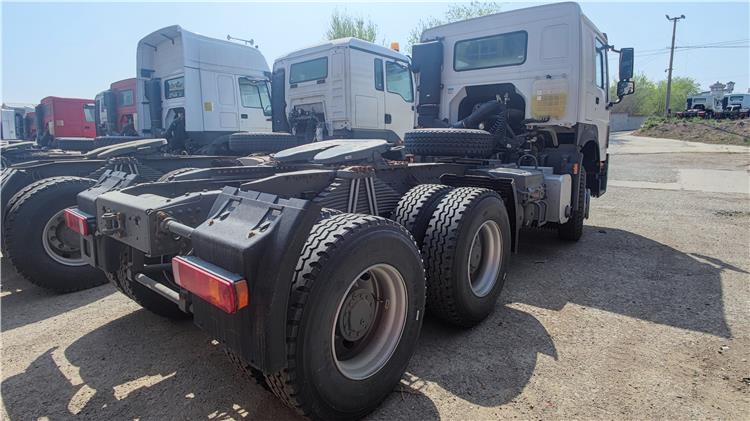 Howo 400 Truck Tractor for Sale In Costa Rica