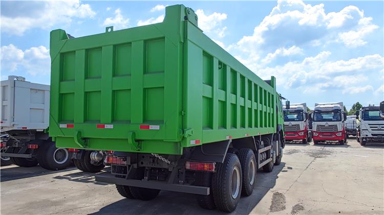 Sinotruk Howo 8x4 Tipper Truck for Sale In Costa Rica Caldera