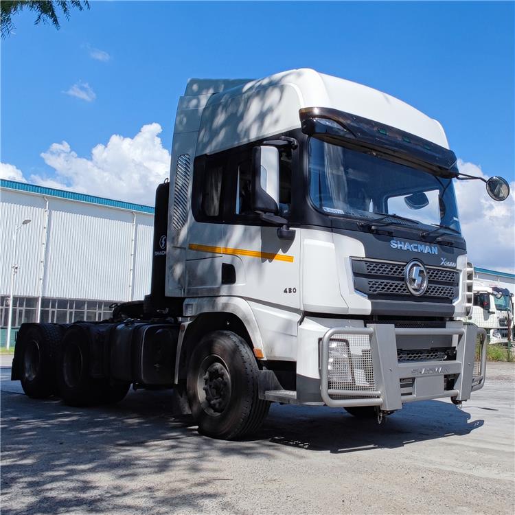 Shacman X3000 Tractor Truck